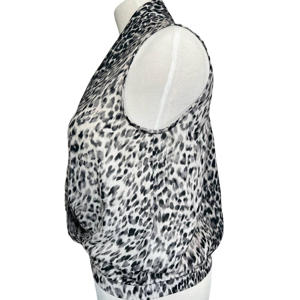 Brochu Walker Snow Leopard Print V-Neck Sleeveless Draped Top Grey Black XS - Picture 4 of 10